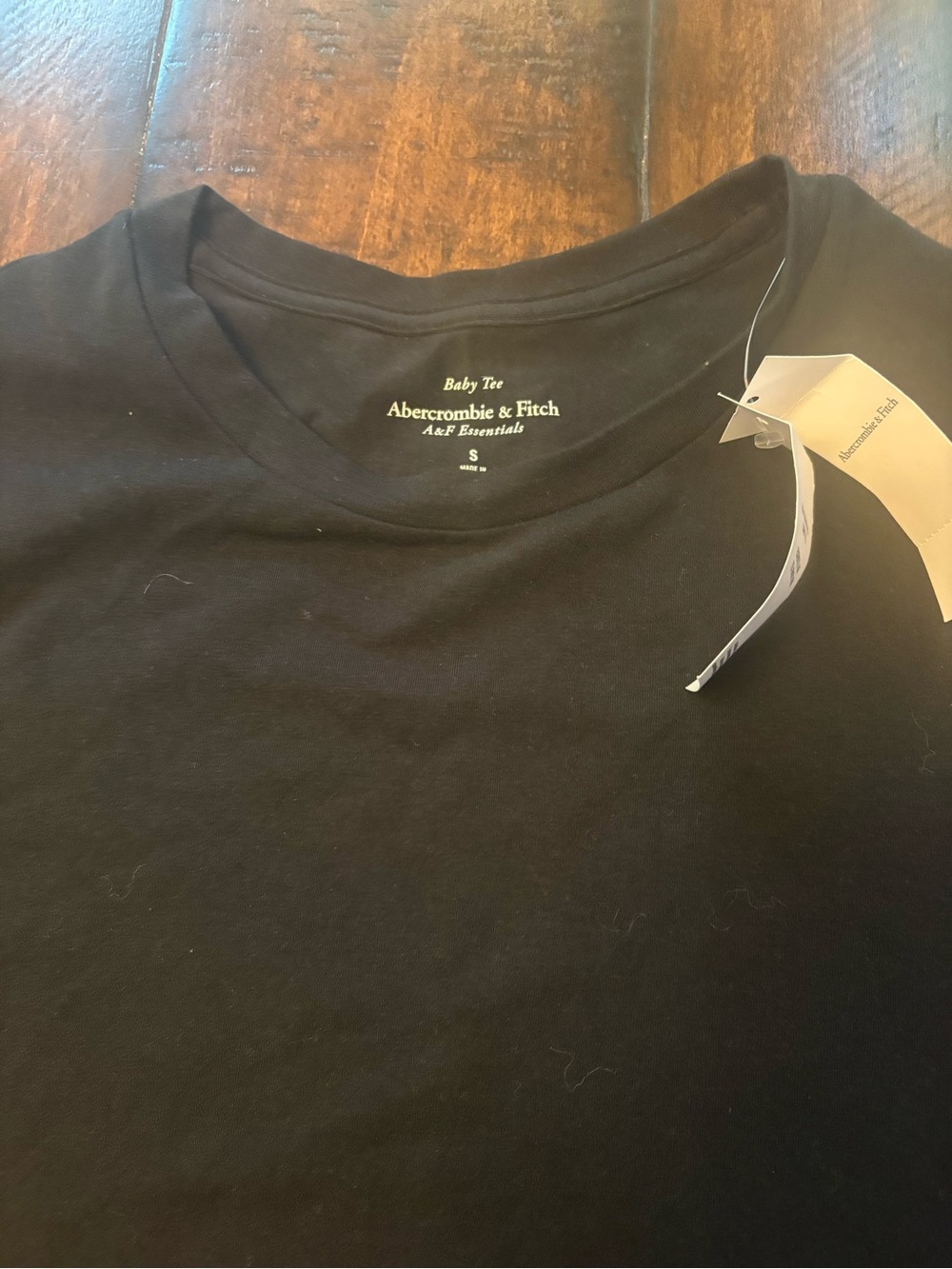 Abercrombie & Fitch Black Short-Sleeve Slim Crew Tee - Picture 3 of 4